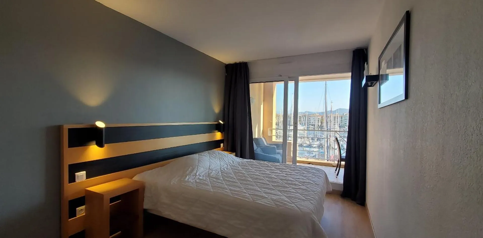 Residence Cap Hermes, Incroyable Vue Sur Le Port, Frejus Apartment